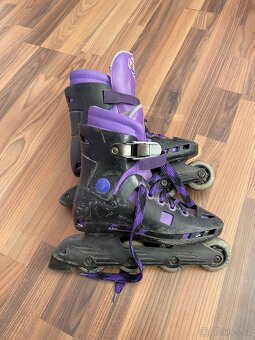 Dívčí brusle - 3
