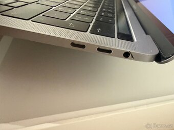 Apple MacBook Pro 13" 2017 i5/16GB/512SSD - 3