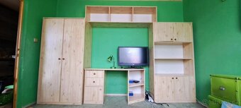 Nábytek do dětského pokoje, skříně, stůl - 3