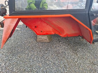 Kabina zetor uřI - 3