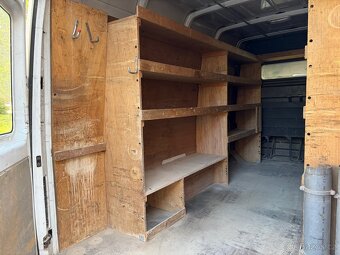 Vestavba - regály - 3