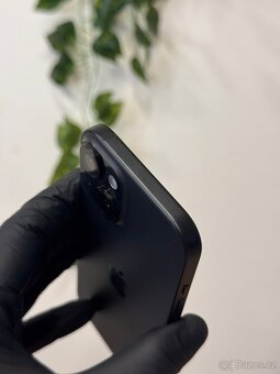 iPhone 15 128GB černý - 3