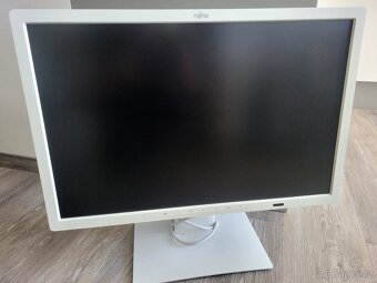 Profi IPS monitor FUJITSU P24W-7 LED - 3