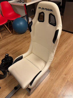 Playseat + Logitech G29 & H shifter - 3