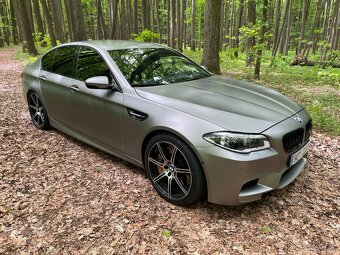 BMW M5 F10 30 Jahre - 3