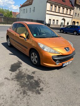 PEUGEOT 207 1.4 BENZIN 54kW 2008 rok - 3