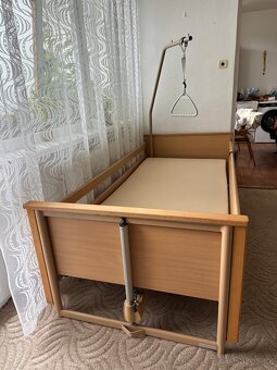 Zdravotní elektricky polohovací postel s matrací - 3