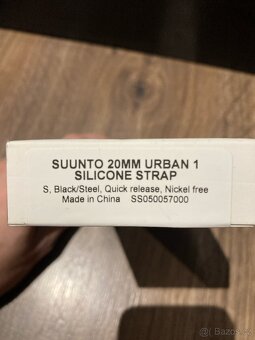 Černý silikonový řemínek pro Suunto 3 Fitness SLEVA - 3