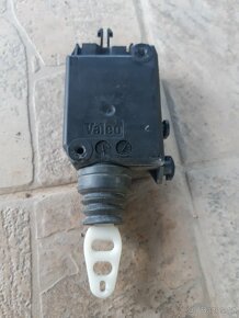 Smárt elektronické odemikání a zamikání dveří - 3