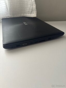 ASUS X553M - 3