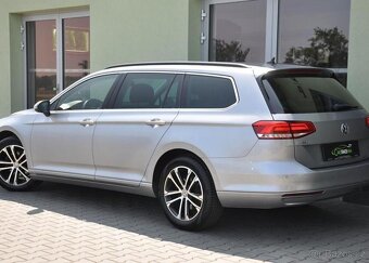 Volkswagen Passat 2.0TDi COMFORTLINE NAVI ČR 1M - 3