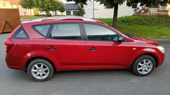 Kia Ceed kombi, LPG, tažné zařízení, velmi dobrý stav - 3