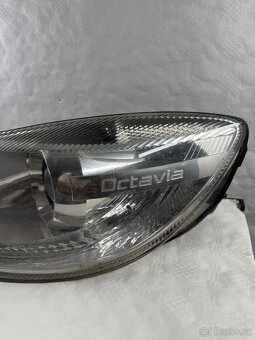 PRODÁM PŘEDNÍ LEVE SVĚTLO ŠKODA OCTAVIA 2 FACELIFE 2012 - 3