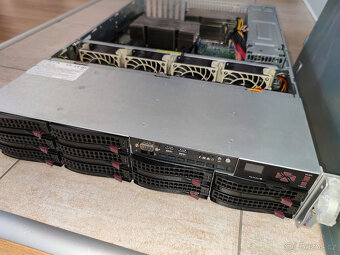 Supermicro server s ultra nízkou latencí X9DAX-if-HFT - 3