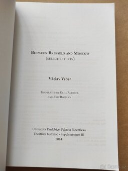 Kniha Between Brussels and Moscow, Václav Veber - 3