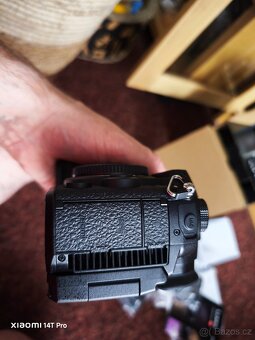 Panasonic Lumix DC-GH6 tělo - 3