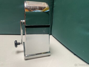 Mlýnek na led – praktický drtič ledu pro domácí použití - 3
