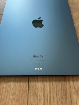 Apple iPad Air 64GB Wi-Fi modrý (2022) - 3