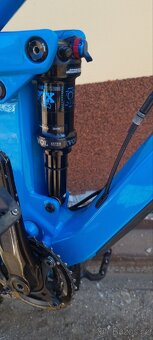 Cube stereo.        SPĚCHÁ - 3