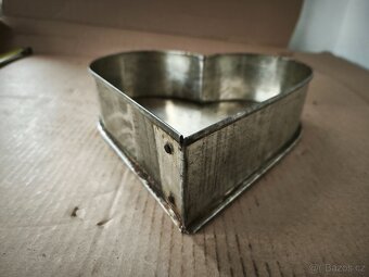 Starožitná forma ve tvaru srdce - 3