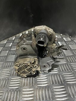 //Vstřikovací Čerpadlo Kia 2.5CRDi Bosch // - 3