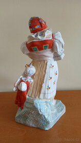 Soška Maměnka od F. Úprky - 3