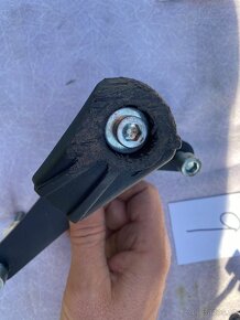 Díly na Aprilia rsv4 - 3