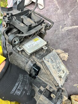 Audi a4b8 levy xenon - 3