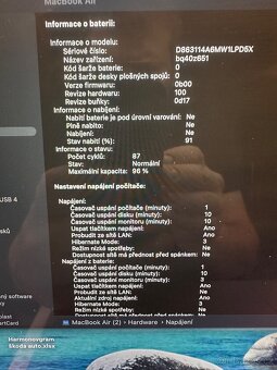 MacBook Air m2 15” Space Gray - 3