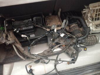 Motor Suzuki Grand Vitara - 3