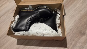 Dr. Martens - 3