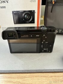 Fotoaparát Sony a6000 + E 50mm/1.8 + příslušenství - 3