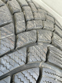 Bridgestone Blizzak 195/65 R15 91T 2Ks zimní pneumatiky - 3