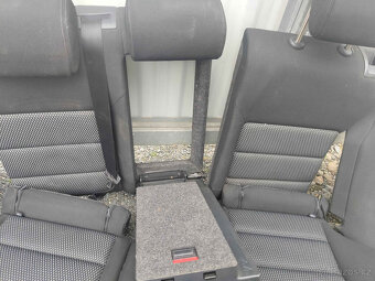 Zadní sedačky Octavia II - sport - 3