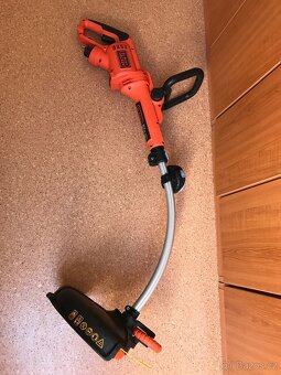 Elektrická strunová sekačka Black & Decker GL9035. - 3