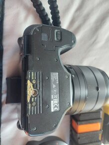 Sony DSC-RX10III - 3