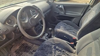 Vw Polo 2001 195000 benzín 1,0 - 3