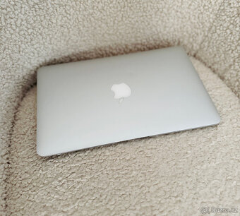 MacBook Air 11'' 2014 / i5 / 4GB / 256GB SSD - 3