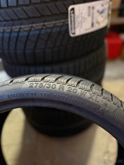 Continental WinterContact 275/30 R20 XL - 3