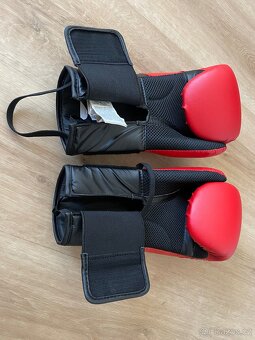 Box rukavice a přilba Decathlon nepoužité - 3