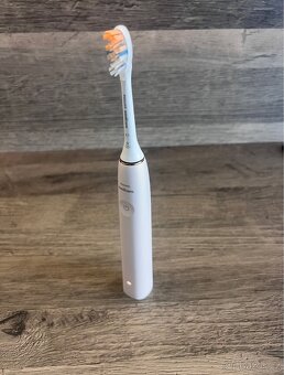 Philips Sonicare 9900 DiamondClean Prestige SenseIQ - 3