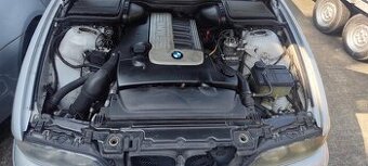 BMW E39 525D Touring manuál - 3