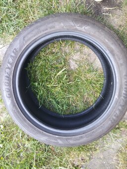 245/45R18 - 3