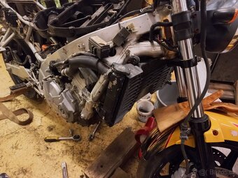 Honda CBR 600F na díly vcelku - 3
