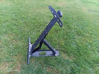 Výklopný držák tv na zeď - 3