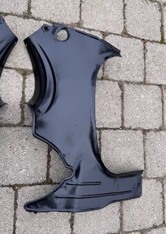 ČZ 125 175 250 deluxe, Sport - podsedlové plechy - 3