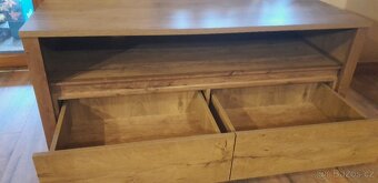 Tv stolek, police - 3