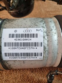 Vzduchový podvozek Audi A8 - 3