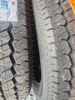 Pneu 205/65/R16C - 3