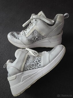 MK tenisky 9M 40 - 3